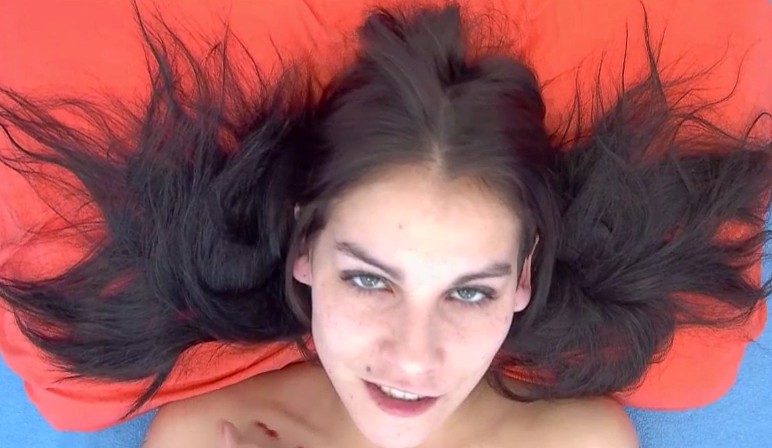 Czech Orgasm - Czech slut with hairy pussy get orgasm