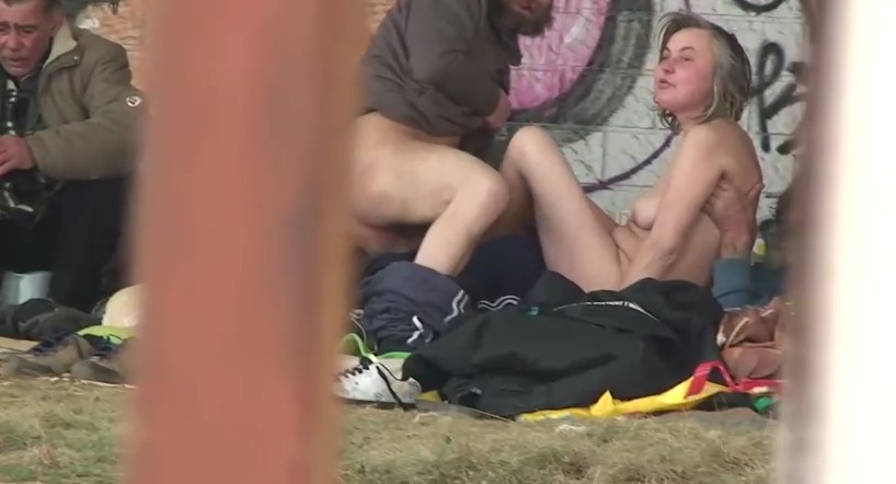 Czech Snooper - Homeless sex recorded on hidden camera