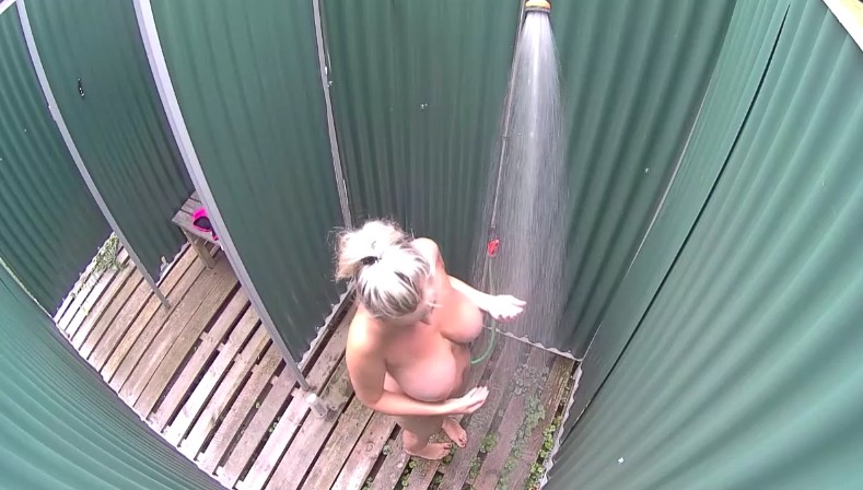 Czech Pool - Mature blonde with huge tits at shower
