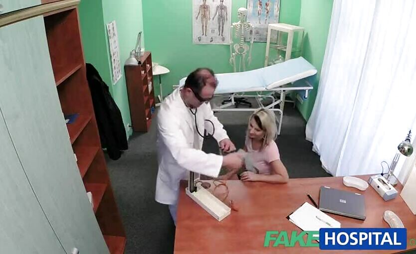 Czech Fake Doctor - fucking a patient in a Czech hospital
