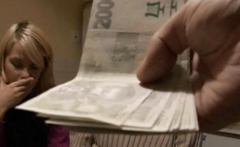 Czech story porn - a debt-ridden couple in trouble