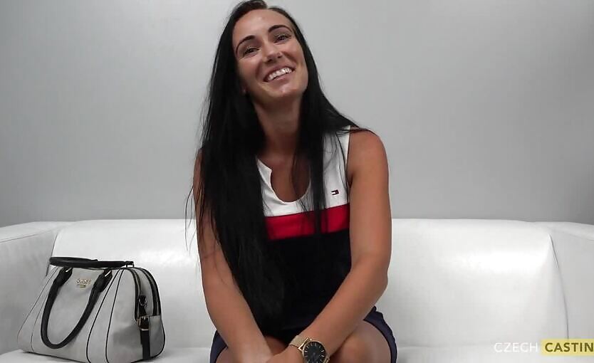 Hot Czech girl Svetlana 7083 from California on Casting Czech