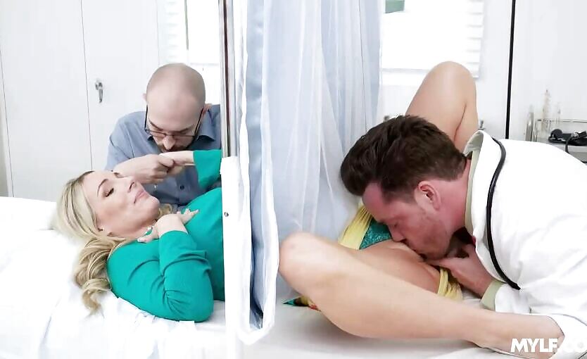 Bunny Madison in hospital and fuck with doctor