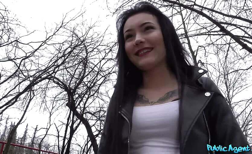 Public Agent - Czech Tattooed Bitch Tricked By To Suck For Some Cash